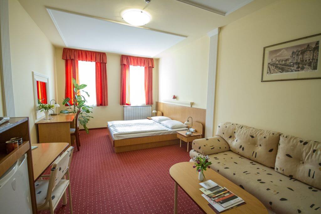 Platan Hotel Debrecín Exteriér fotografie