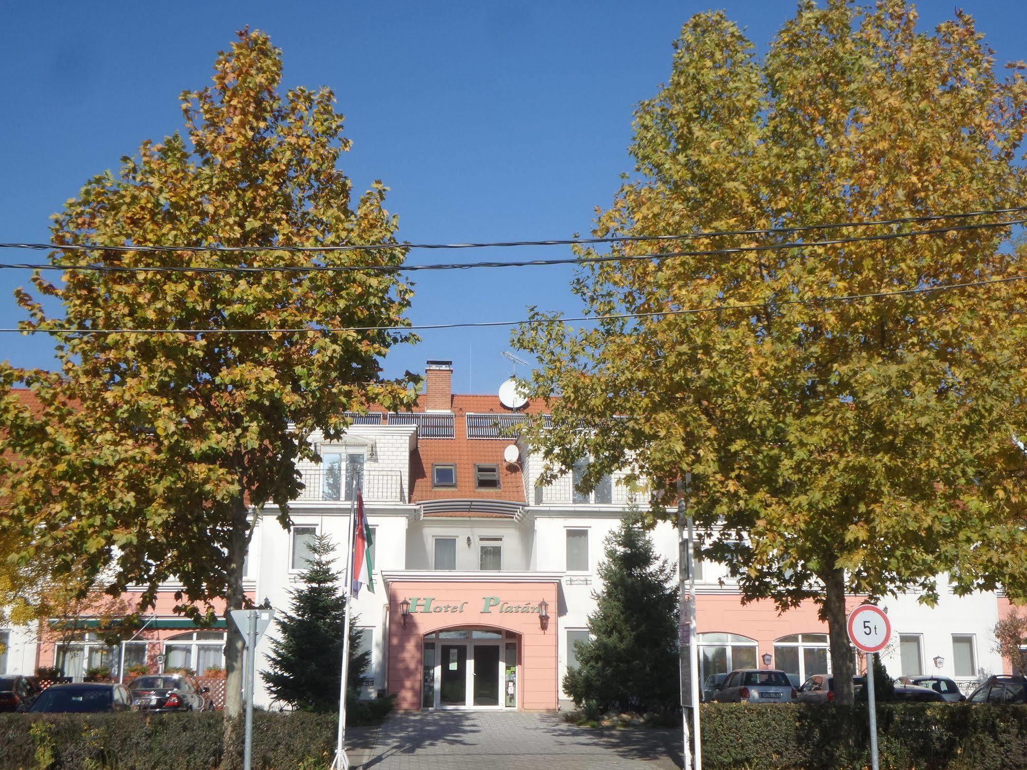 Platan Hotel Debrecín Exteriér fotografie